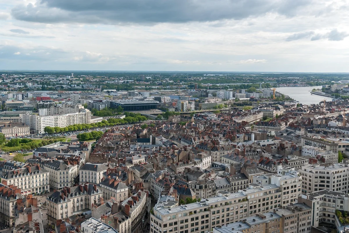 Découvrez la signalétique extérieure innovante de la région nantaise en 2026